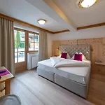 Und Alpen - Buerglhoeh Hotel