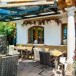 Und Alpen - Buerglhoeh Hotel