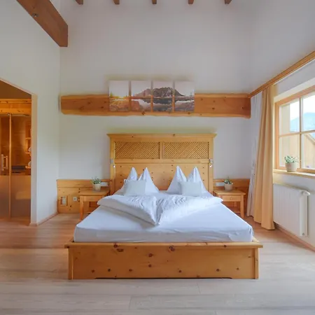 Und Alpen Mit Sauna - Buerglhoeh Hotel