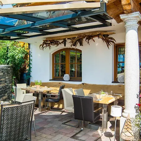 Und Alpen Mit Sauna - Buerglhoeh Hotel