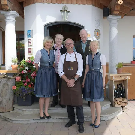Und Alpen - Buerglhoeh Hotel Bischofshofen